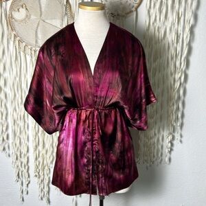 Alice + Olivia Pink Silk Kimono Sleeve Hook and Tie Front Blouse Size XS/S